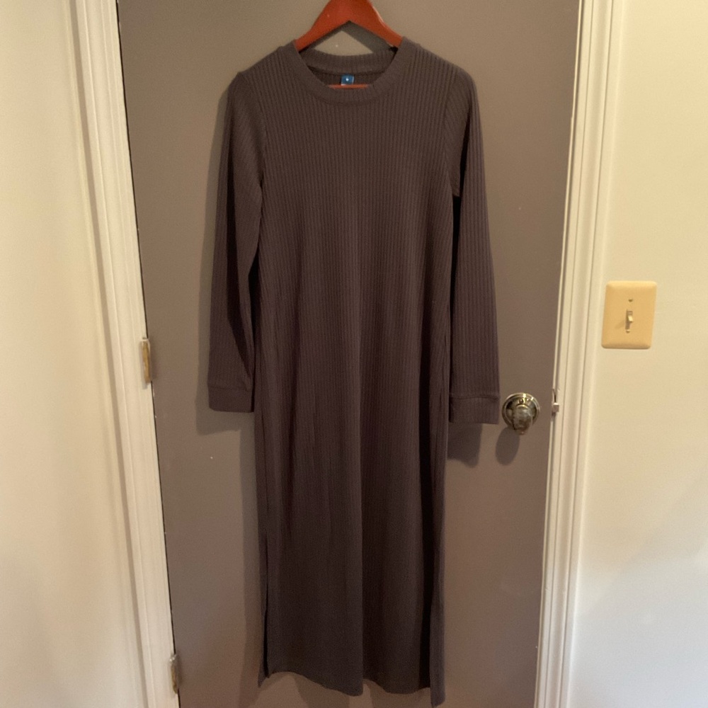 Old Navy Gray Ribbed Maxi Dress - M